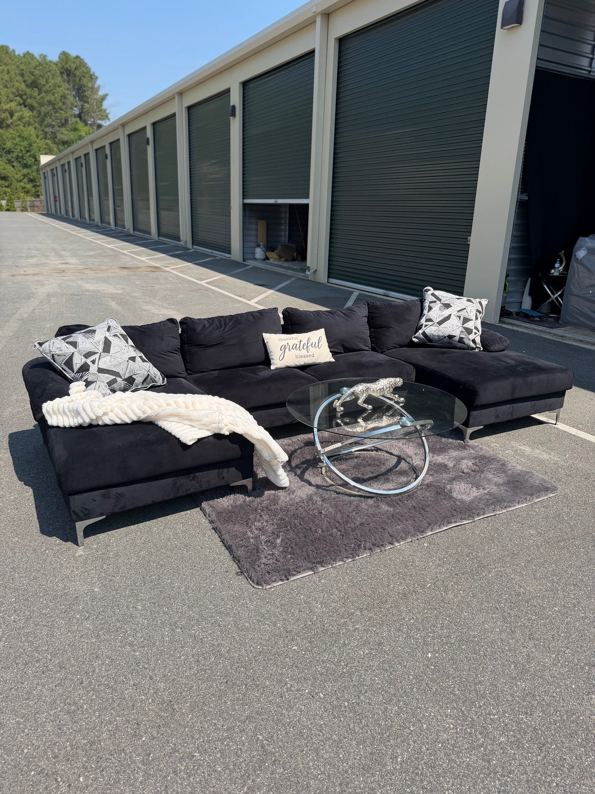 Black U-Shape Sectional, photo 2