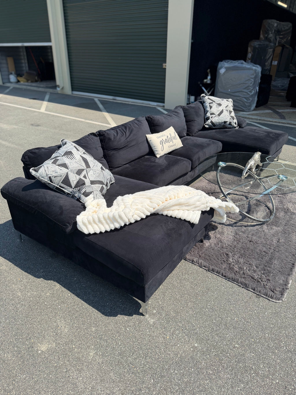 Black U-Shape Sectional, photo 3
