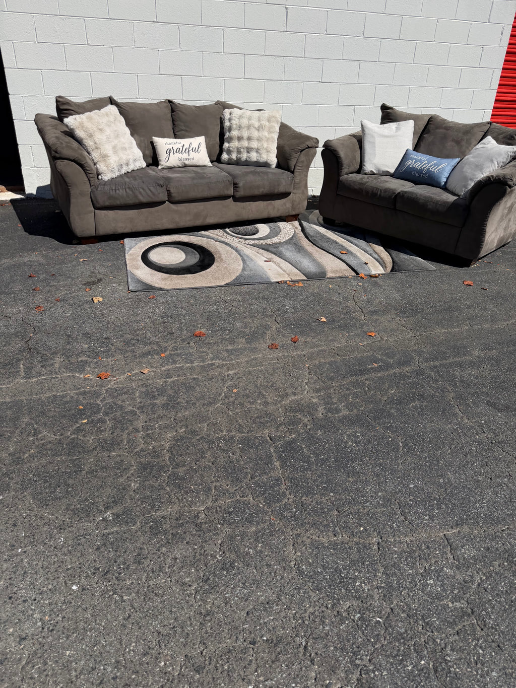 Ashley Darcy Sofa & Loveseat Set, photo 1