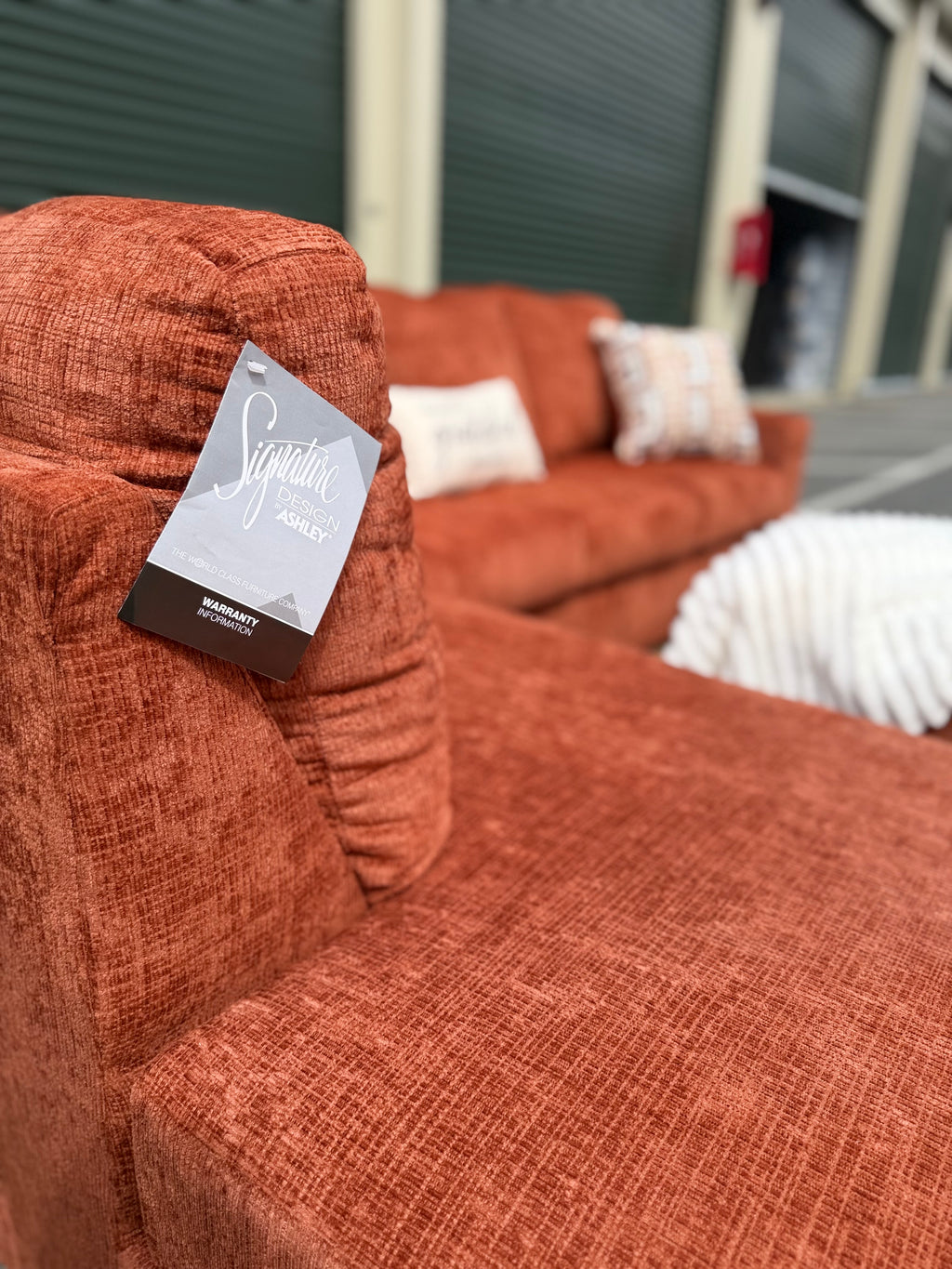 Ashley Aviemore 2-Piece Sectional